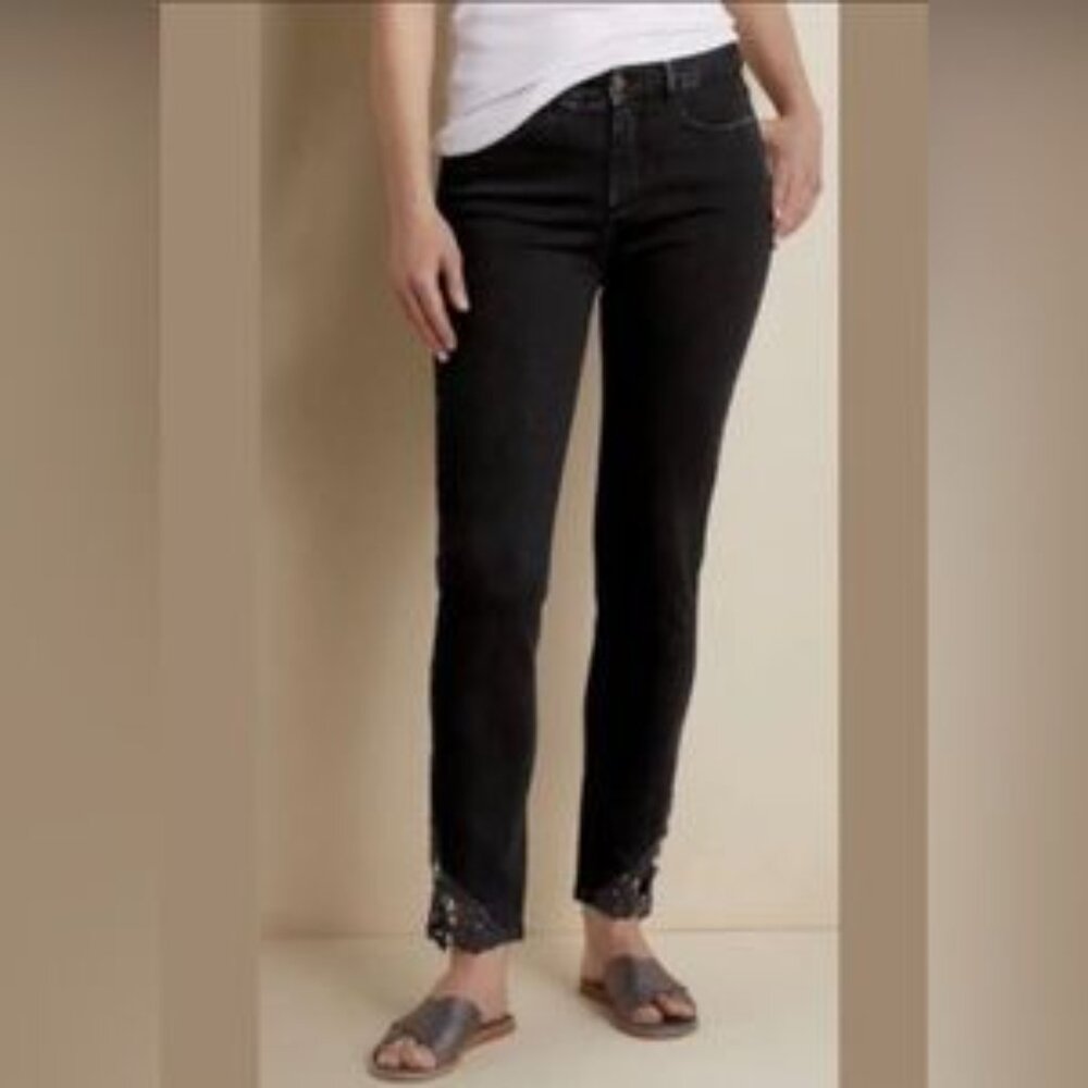 NEW 👖Soft Surroundings Touch of Lace Jeans